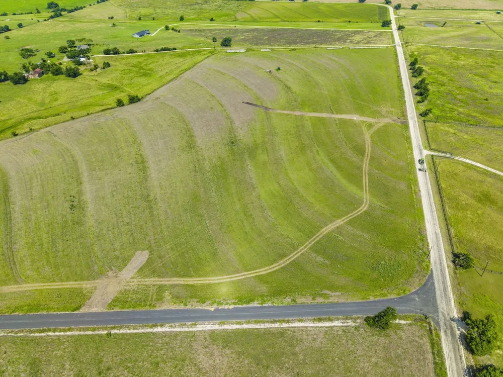 1 County Road 327 Road Granger, TX 76530