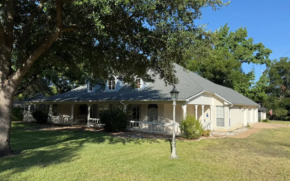 266 Quail Street Meadowlakes, TX 78654