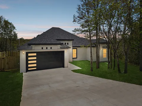 115 Diamond Head Drive