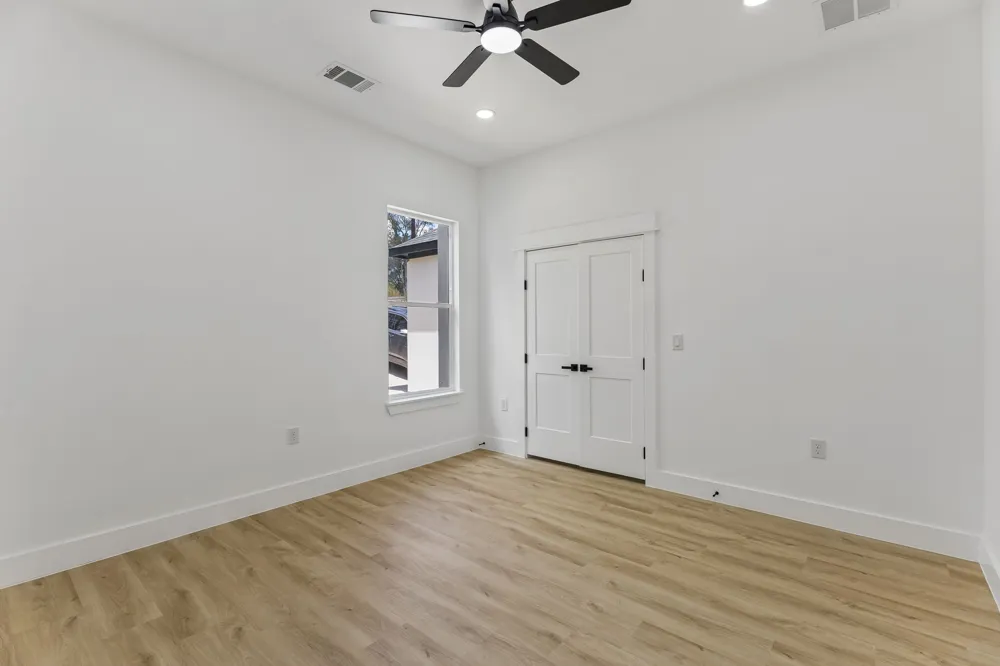 115 Diamond Head Drive Bastrop, TX 78602