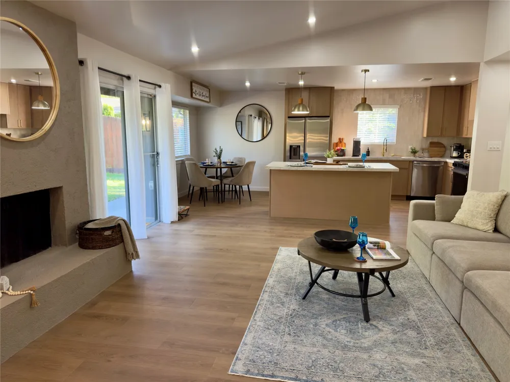 7001 Watchwood Drive Austin, TX 78745