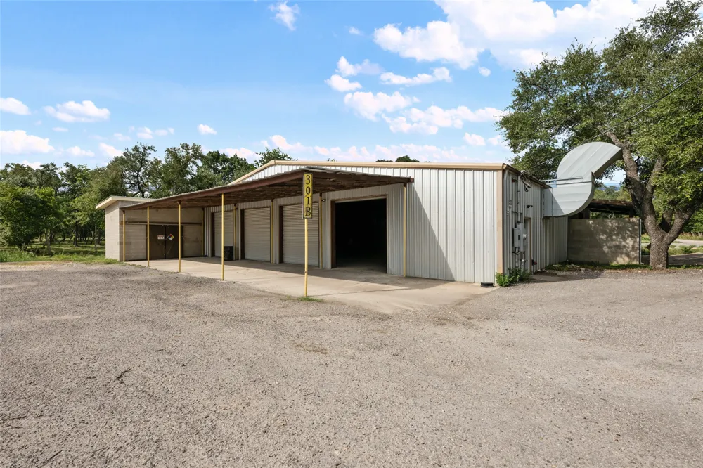 301 Dews Road Leander, TX 78641