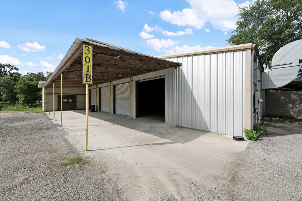 301 Dews Road Leander, TX 78641