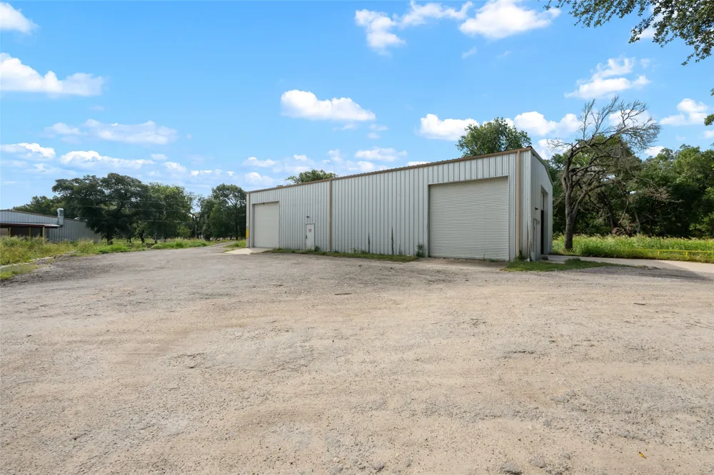 301 Dews Road Leander, TX 78641