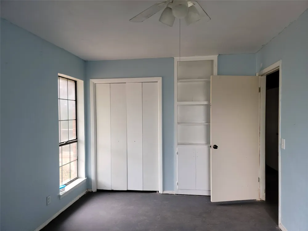 803 E 2nd Street Elgin, TX 78621