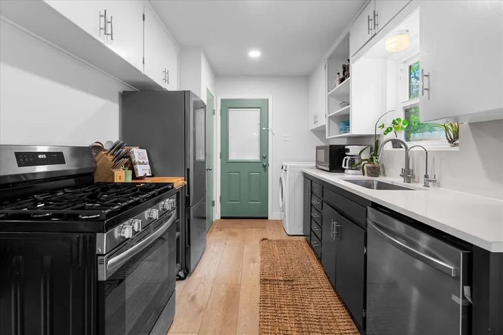 1808 Forest Hill Drive #A Austin, TX 78745