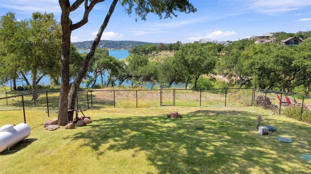 174 Edge Hill Drive Canyon Lake, TX 78133