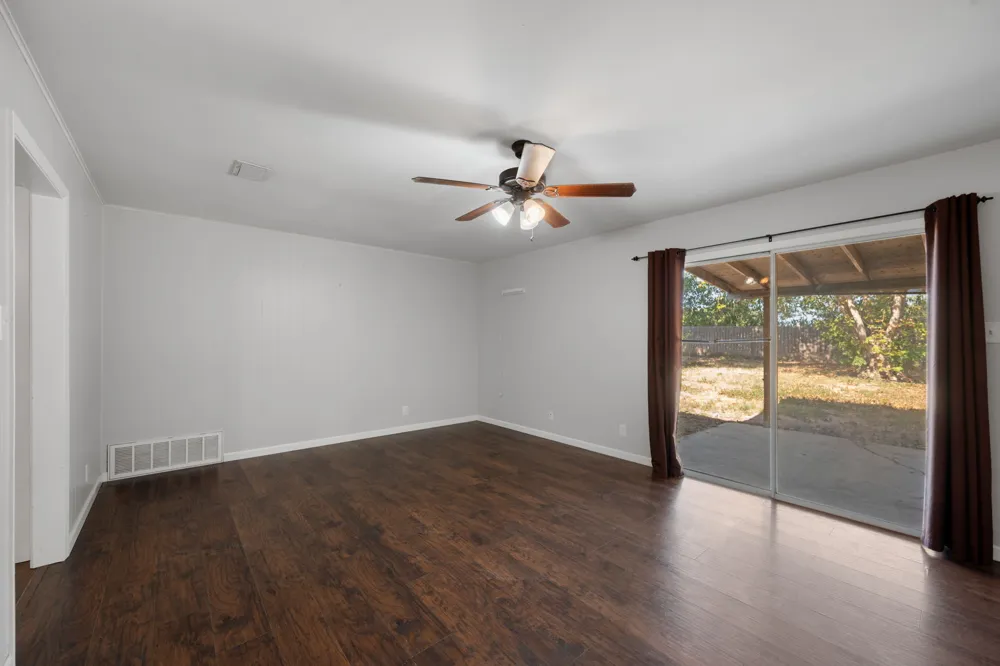 11604 Oaks Drive Austin, TX 78753