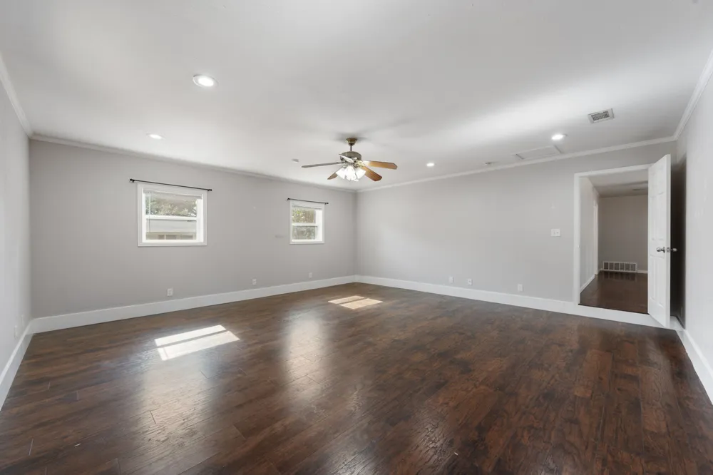 11604 Oaks Drive Austin, TX 78753