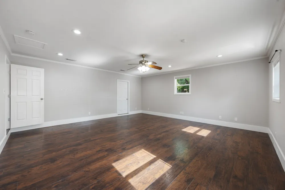 11604 Oaks Drive Austin, TX 78753