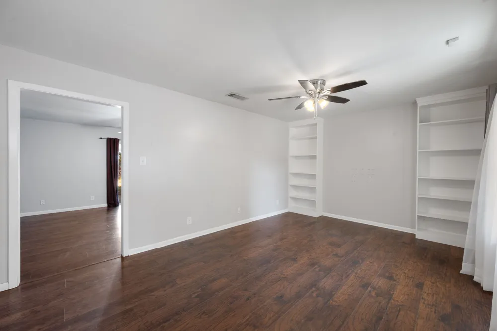 11604 Oaks Drive Austin, TX 78753
