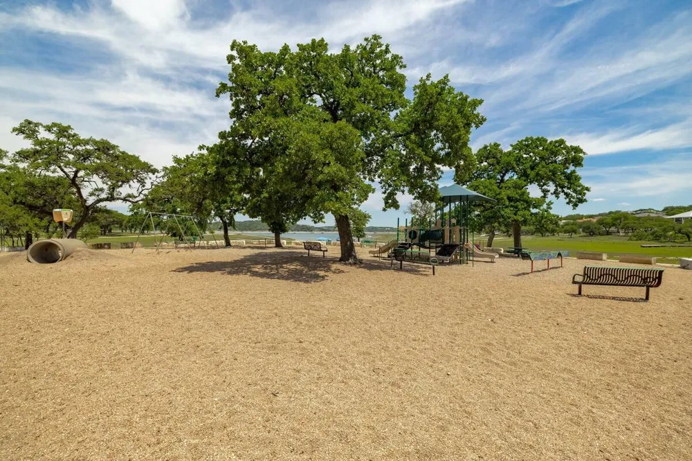 18803 Hogan Circle #14 Point Venture, TX 78645