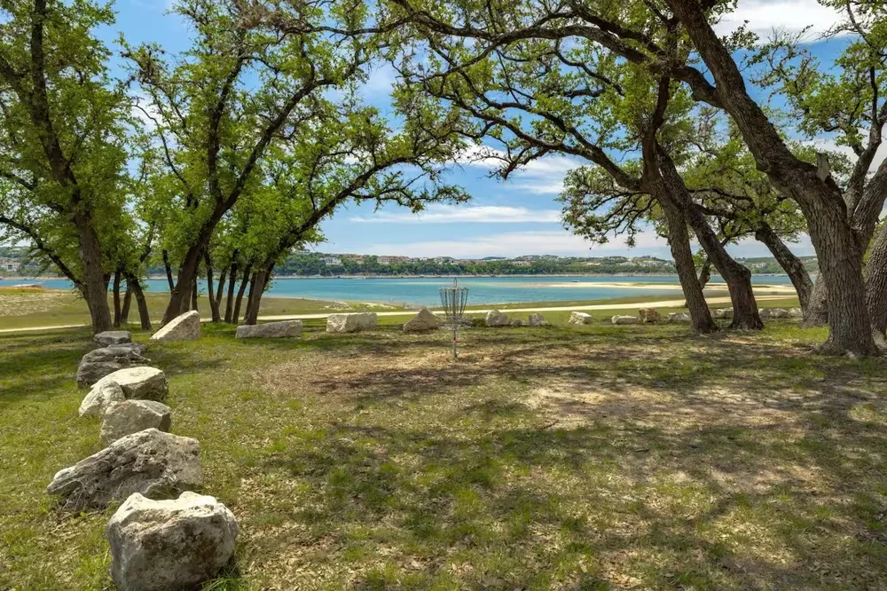 18803 Hogan Circle #14 Point Venture, TX 78645