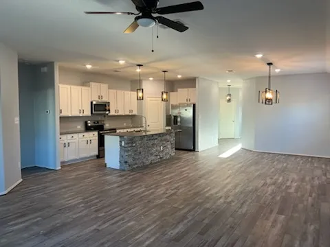424 Cosmos Lane Jarrell, TX 76537