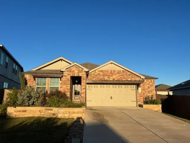 424 Cosmos Lane Jarrell, TX 76537