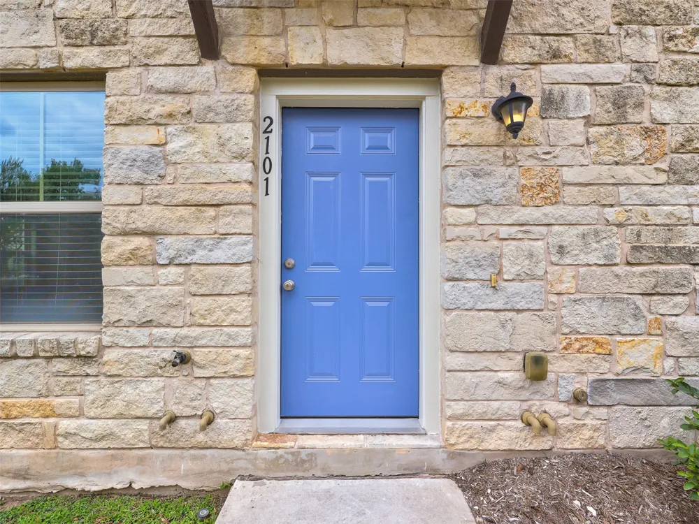 1620 Bryant Drive #2101 Round Rock, TX 78664