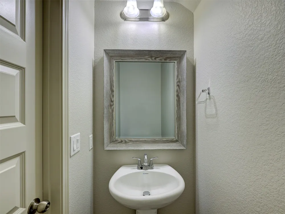 1620 Bryant Drive #2101 Round Rock, TX 78664