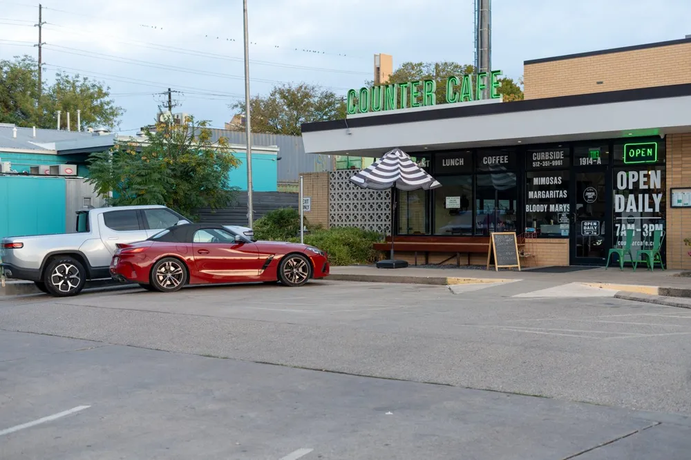 1801 E 2nd Street #8 Austin, TX 78702