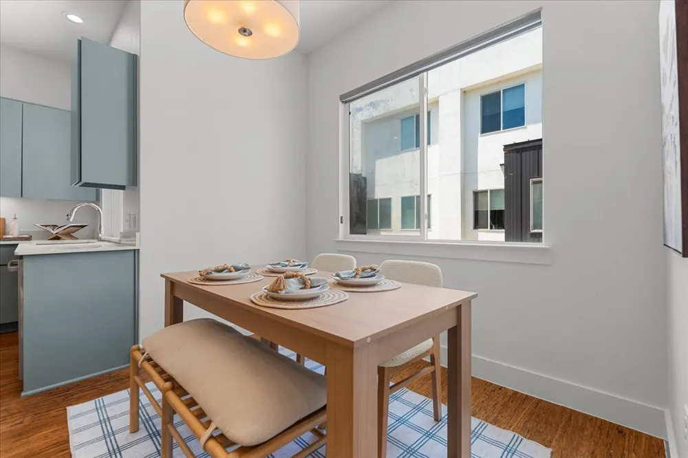 1801 E 2nd Street #8 Austin, TX 78702