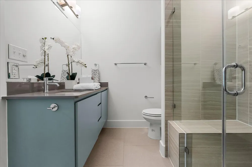 1801 E 2nd Street #8 Austin, TX 78702