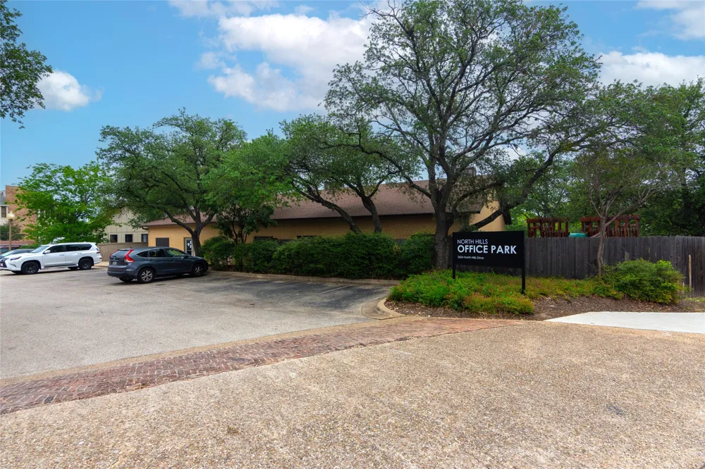 3624 Hills Drive #D216 Austin, TX 78731