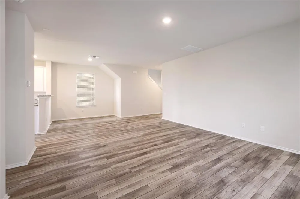 173 Purple Sandpiper Lane Leander, TX 78641