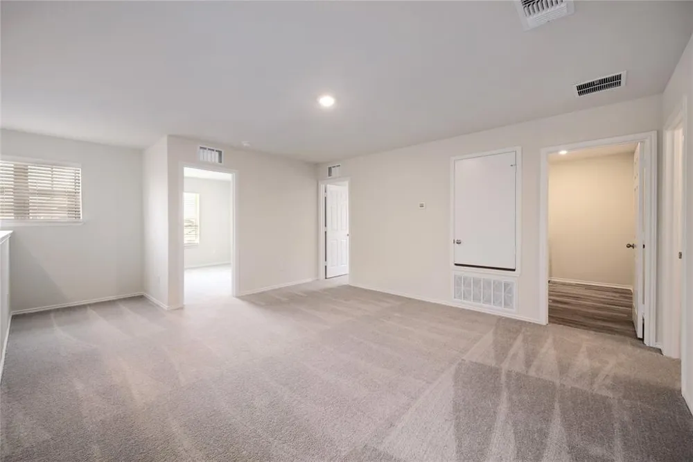 173 Purple Sandpiper Lane Leander, TX 78641