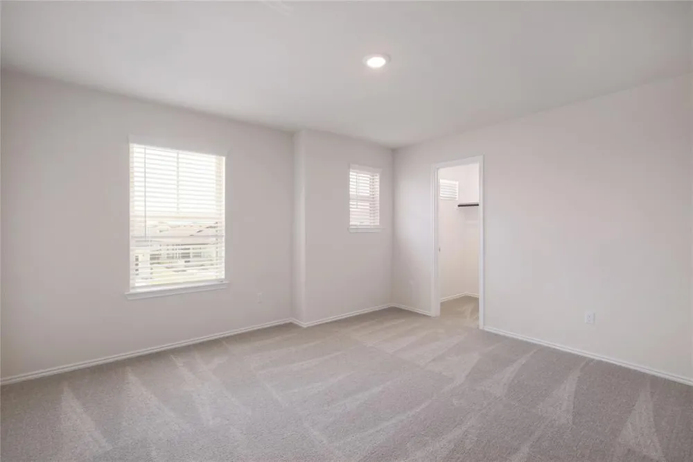 173 Purple Sandpiper Lane Leander, TX 78641