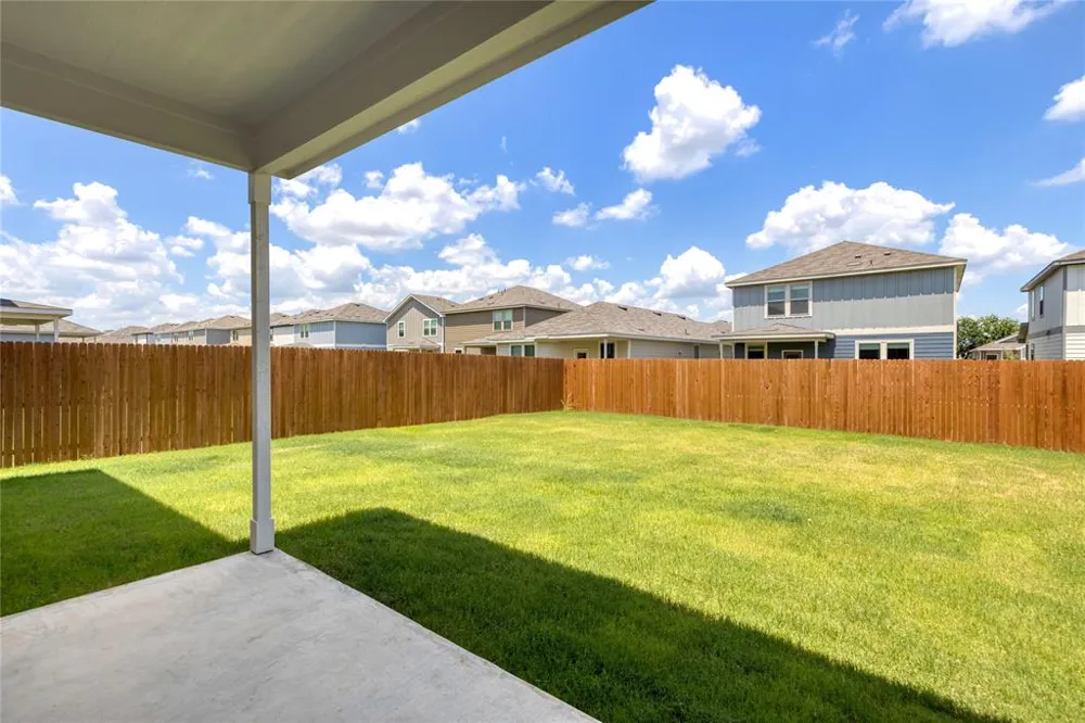 173 Purple Sandpiper Lane Leander, TX 78641