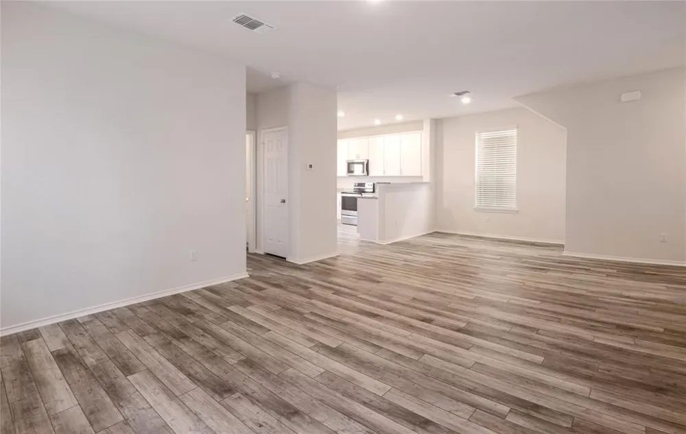 173 Purple Sandpiper Lane Leander, TX 78641