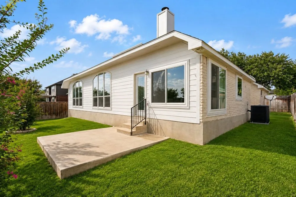 911 Indian Run Drive Pflugerville, TX 78660