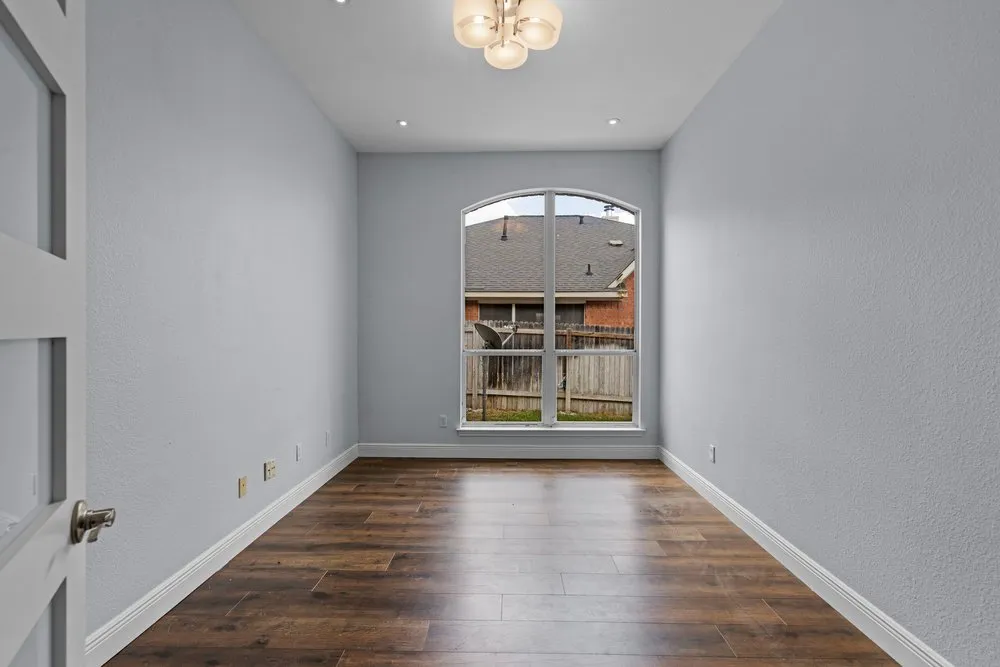 911 Indian Run Drive Pflugerville, TX 78660