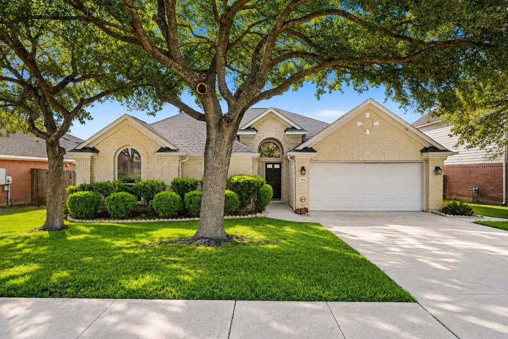 911 Indian Run Drive Pflugerville, TX 78660