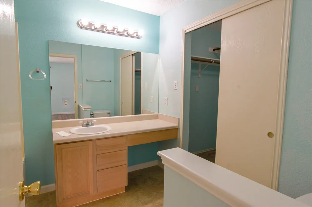 9705 DALEWOOD DRIVE Austin, TX 78729