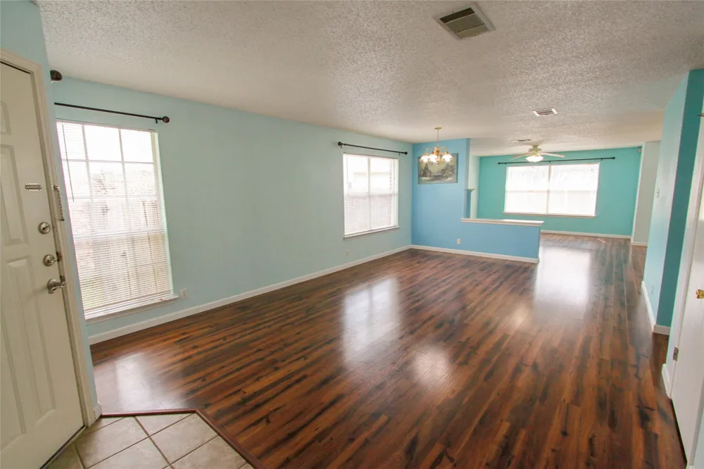9705 DALEWOOD DRIVE Austin, TX 78729