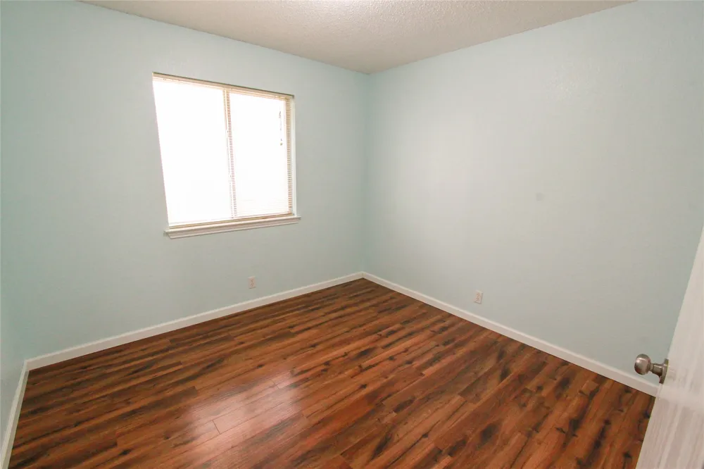 9705 DALEWOOD DRIVE Austin, TX 78729