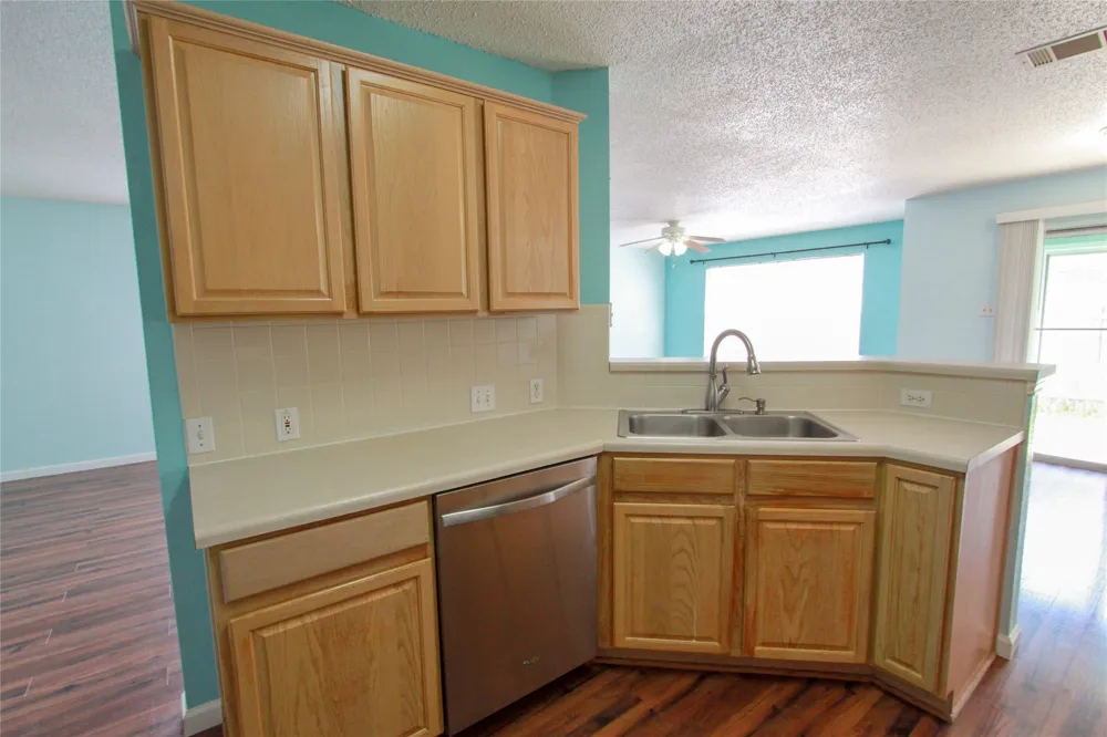 9705 DALEWOOD DRIVE Austin, TX 78729