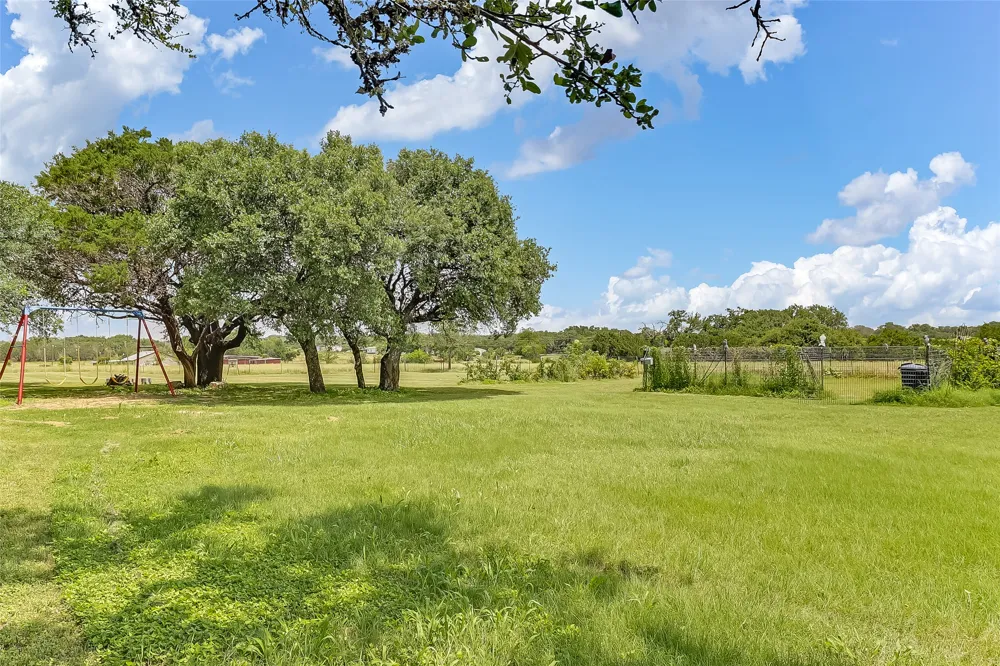 2271 County Road 112 Burnet, TX 78611
