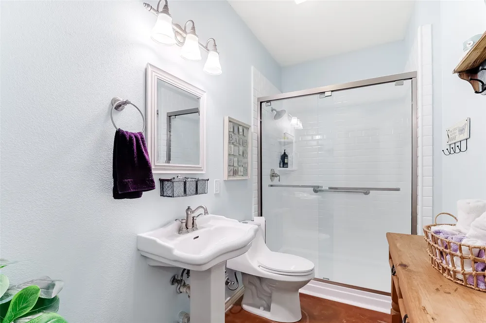 2271 County Road 112 Burnet, TX 78611
