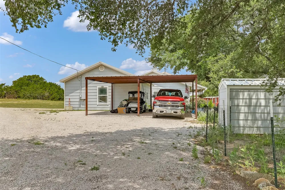 2271 County Road 112 Burnet, TX 78611