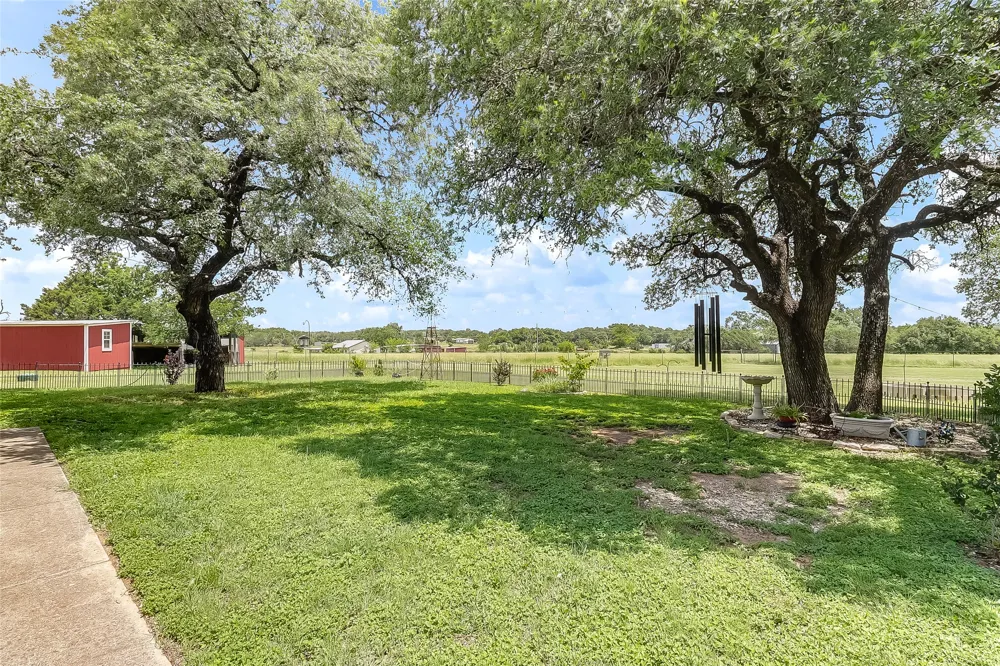 2271 County Road 112 Burnet, TX 78611