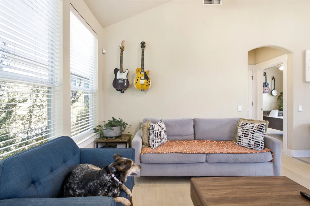 1601 Miriam Avenue #213 Austin, TX 78702