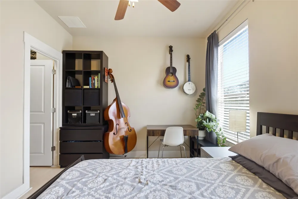 1601 Miriam Avenue #213 Austin, TX 78702