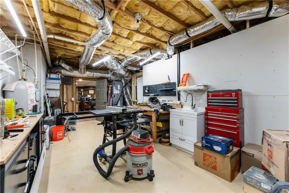501 High Meadow Lakes Rd Clarkesville, GA 30523
