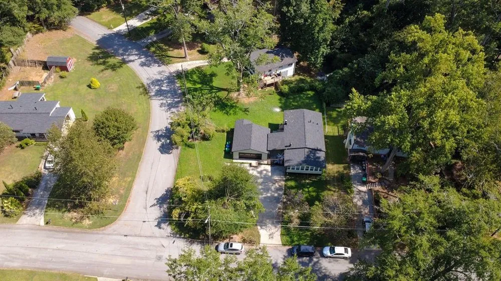 3029 Flamingo Drive Decatur, GA 30033