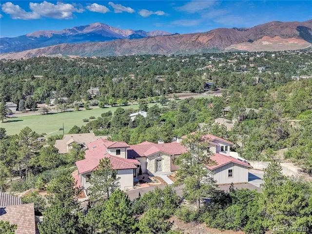 30 Cap Rock Way Colorado Springs, CO 80919