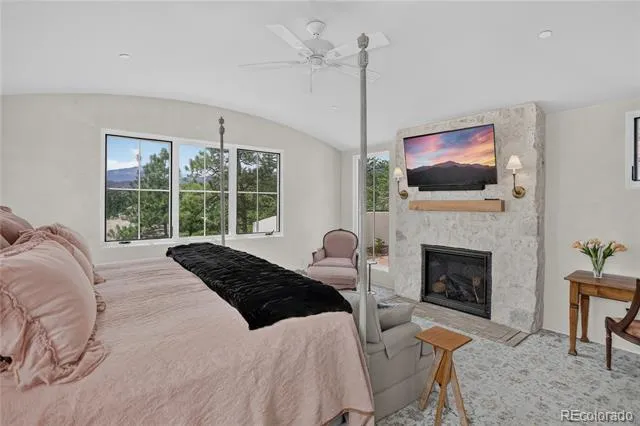 30 Cap Rock Way Colorado Springs, CO 80919
