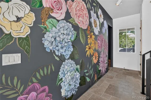 30 Cap Rock Way Colorado Springs, CO 80919