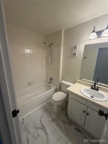 13507 E Asbury Drive #203 Aurora, CO 80014