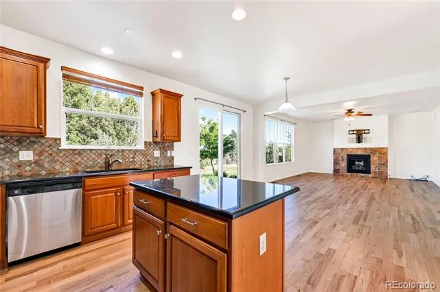 3025 Oxford Place Broomfield, CO 80023